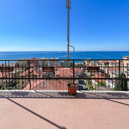 Grande Appartamento Vista Mare Varazze Εξωτερικό φωτογραφία